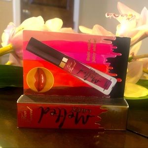 Too Faced Melted Latex Lipstick Hot Mess
